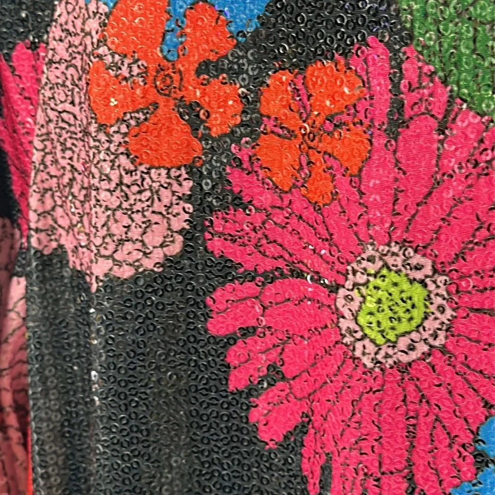 NWOT. Vilagallo Multicolor Sequin Kimono in Floral pattern. Size M. - Picture 6 of 8